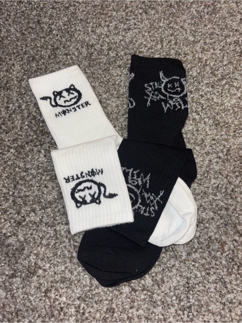 GENTLE MONSTER Black & White Graphic Crew Socks